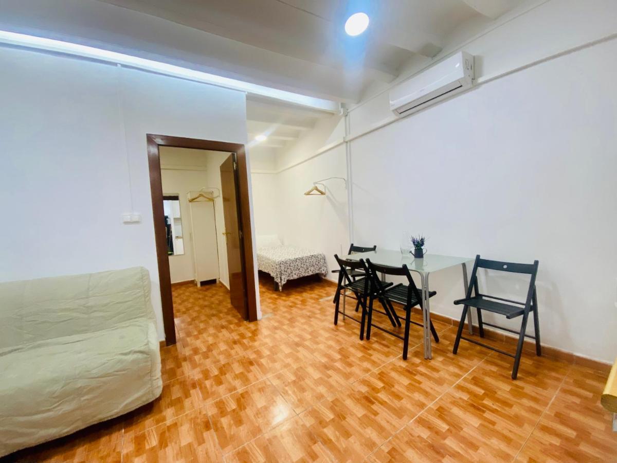 016 Apartament 4 -1 Appartamento Barcellona